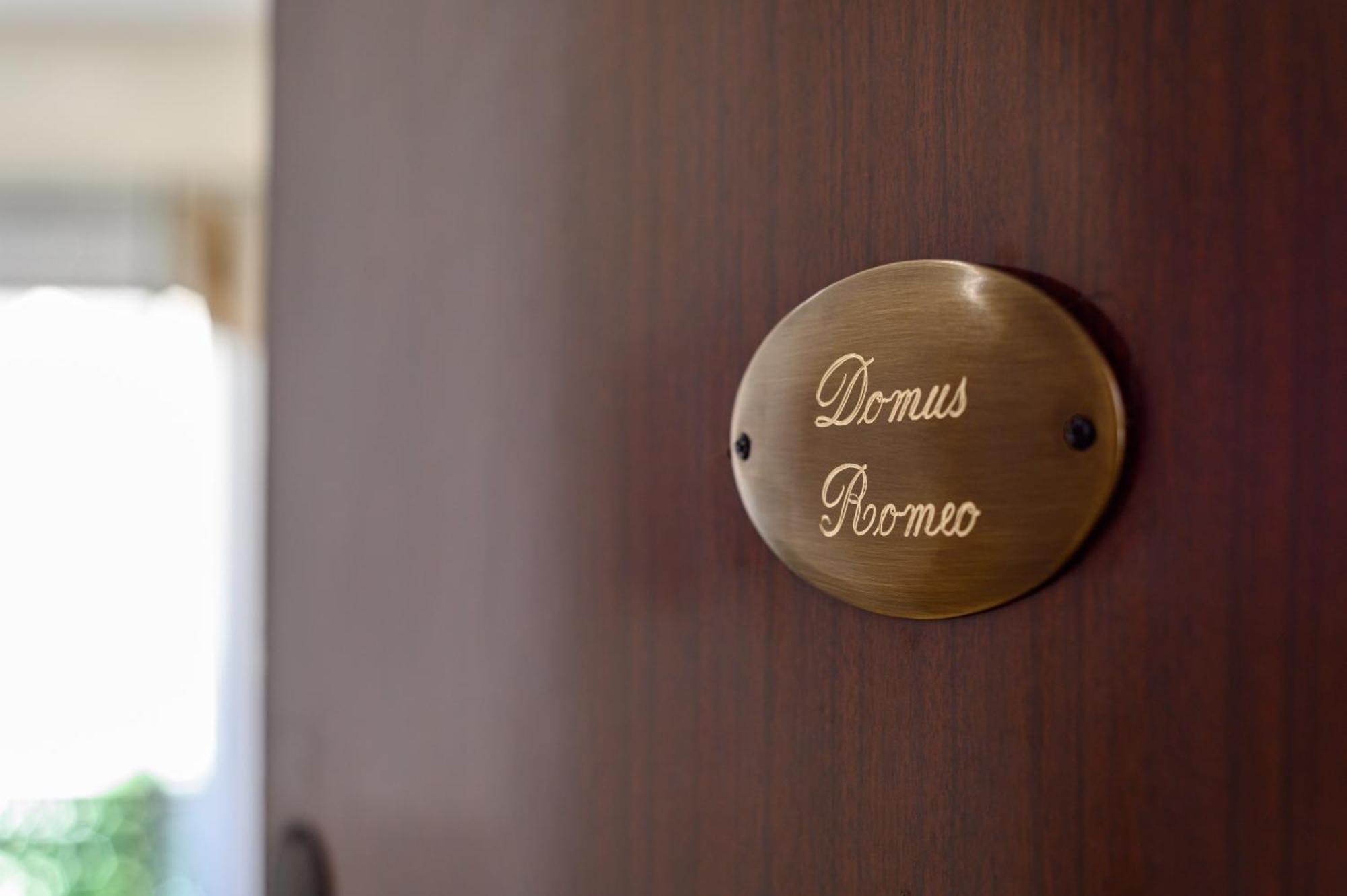 Domus Romeo Lägenhet Neapel Exteriör bild